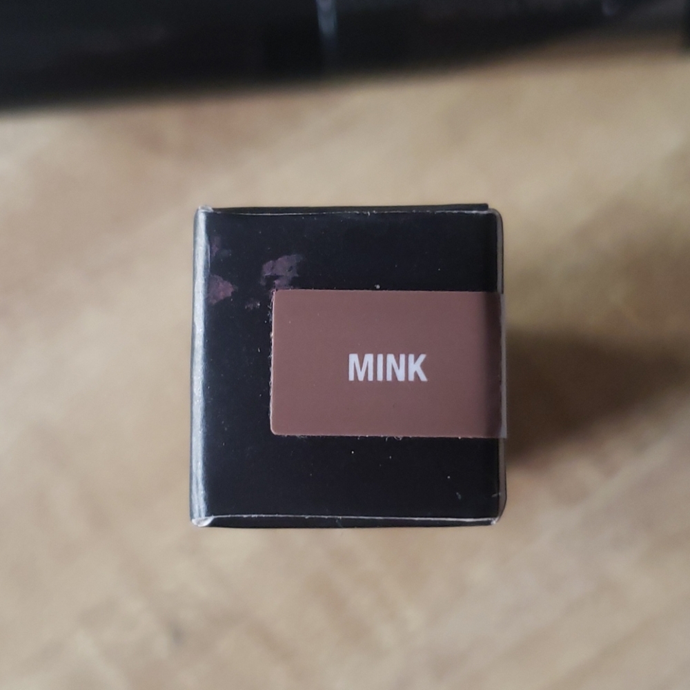 Mini Makeup Bundle - Picture 3 of 5